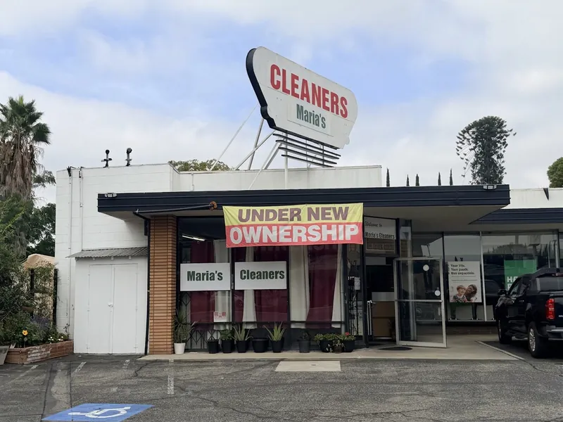 The full storefront of Maria's Cleaners